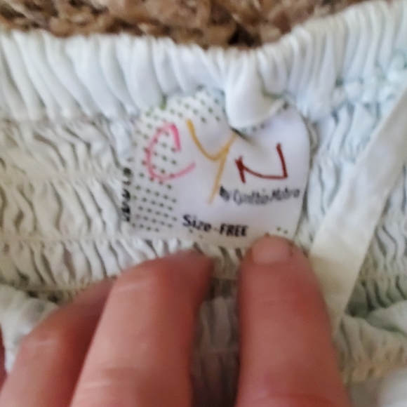 Dress - Picture 2 of 2